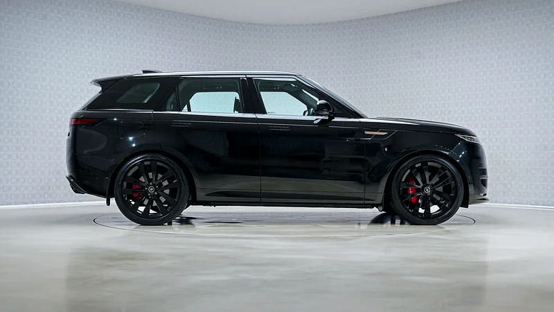 Range Rover Sport P530 First Edition | AED 7,905 PM | Warranty Dec-2027 | GCC63232137052547112