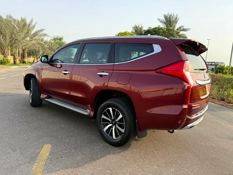 Mitsubishi Montero Sport 2017 gcc 4+4 full option good condition63223819471233114