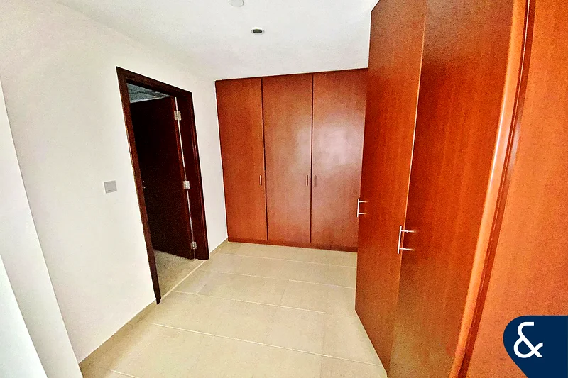 Marina Views All Rooms | 2 Beds | Utility63936596258691113