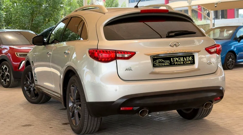 شبه جديد، إنفيني QX70 سبورت فاخرة بلس من الفئة العليا، مواصفات خليجية، سجل صيانة كامل، مالك أول63398553265409112