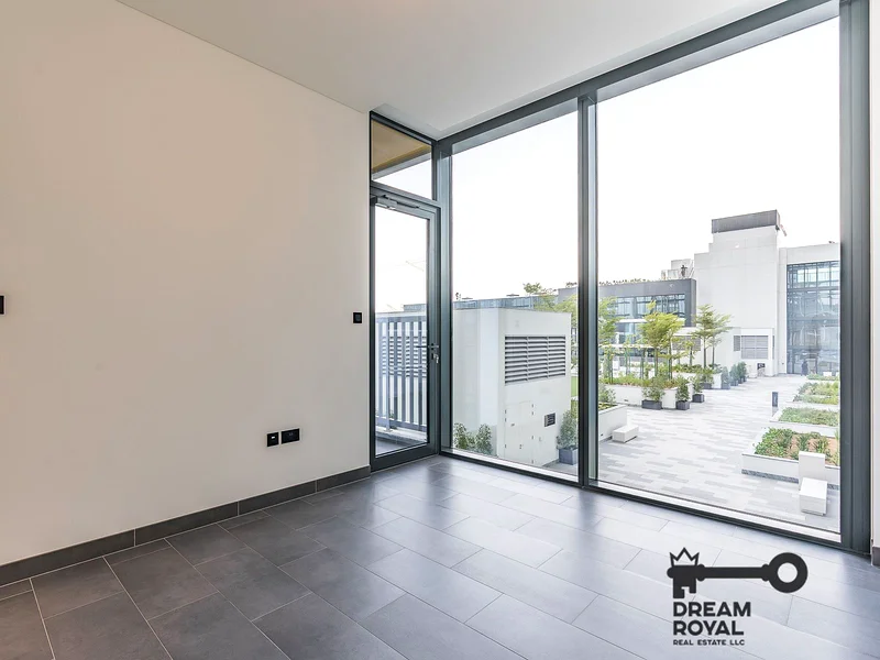 Modern 1BR | Attached Bath | Bright Space63759159725058110