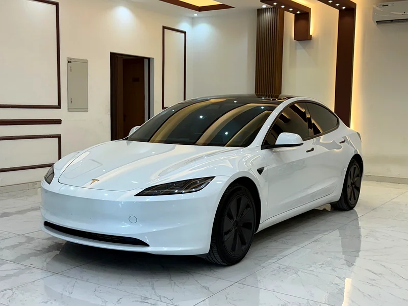 TESLA MODEL 3 2024 GCC ORIGINAL PAINT63222312404227112