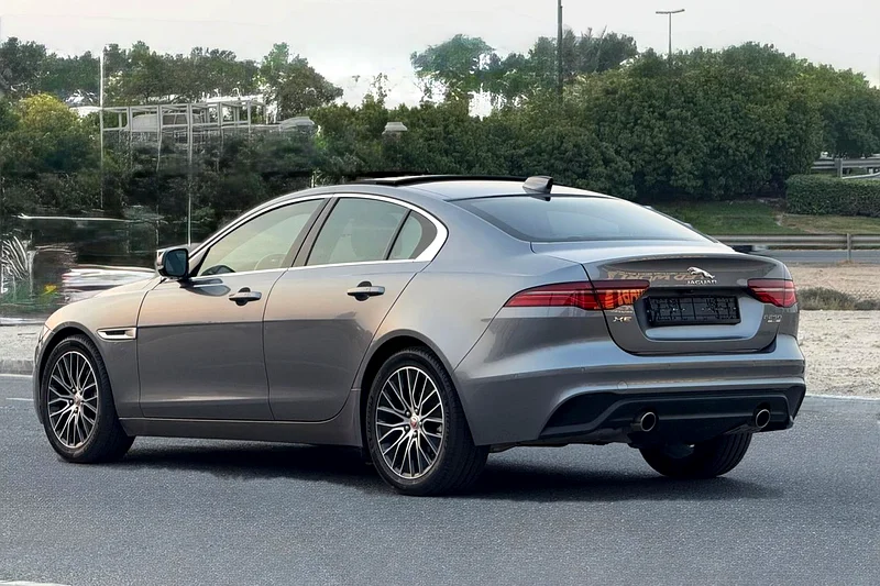 AED1,014/M | Jaguar XE P250 SE | GCC Spec | 1 Owner| Full Service History63222308963202114