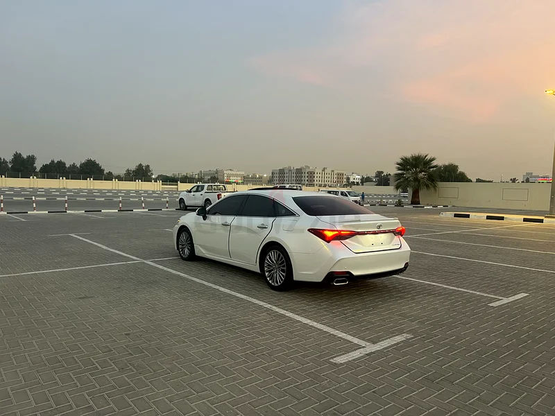 Toyota Avalon 202263402408812674114