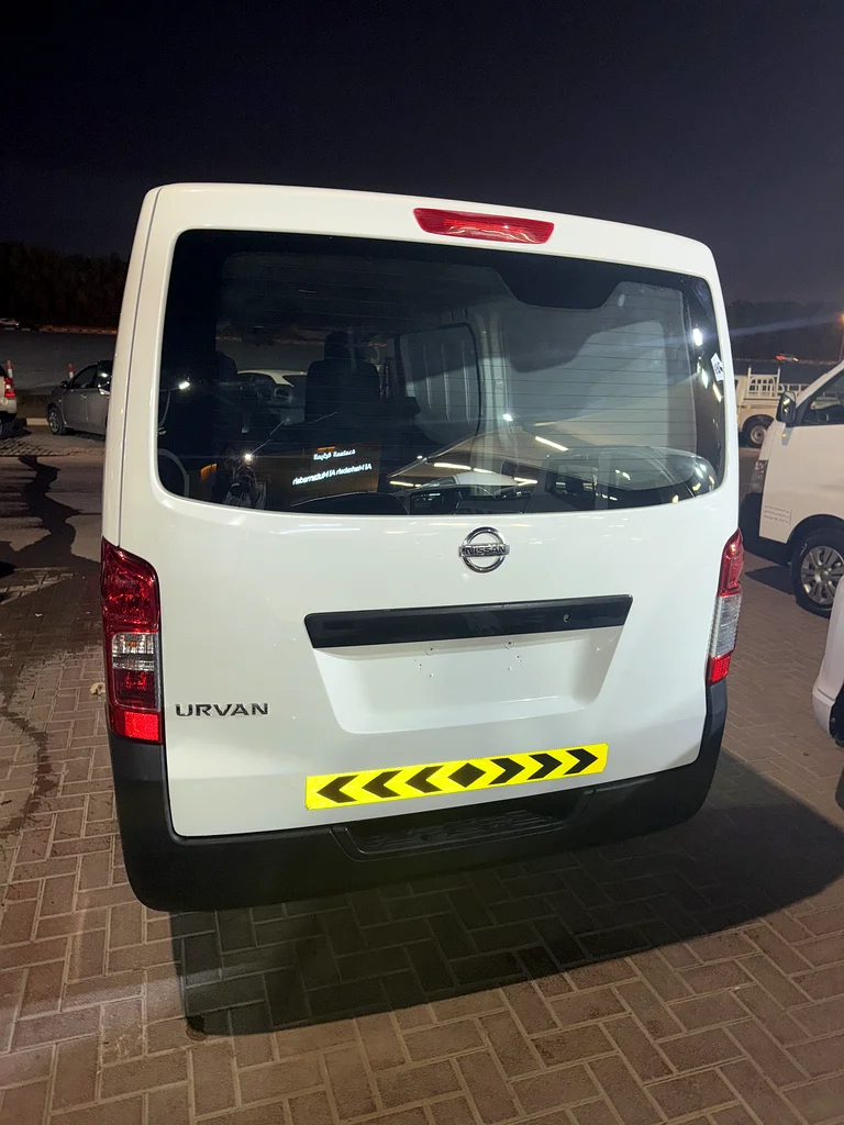 Nissan Urvan Automatic Gear Low Mileage Only 10500 Kilometers 2022 Model Original Paint Full Service63412536852482113
