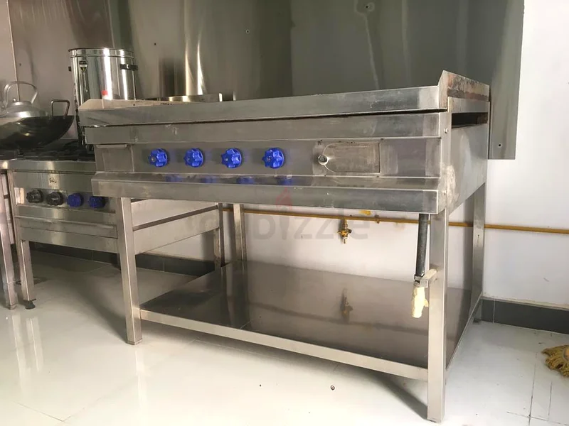 Urgent sale - Ready to operate cafeteria in Musaffah63217338407937112