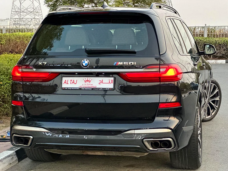 BMW X7 M50i 2022 GCC UNDER WARRANTY AND CONTRACT SERVICE FULL OPTION63406332284931114