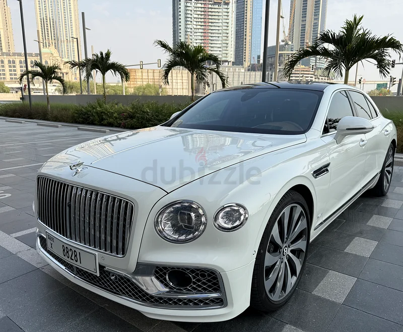 GCC First Edition Low mileage Very good condition No Accident No Paint63398526730242112