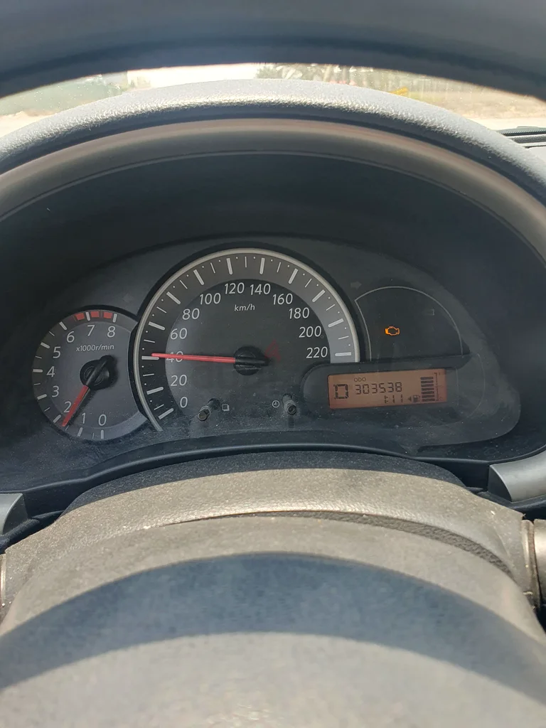 Nissan micra 2015 gcc63226745735681112