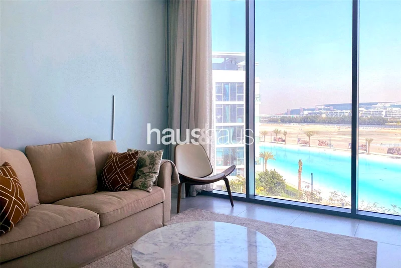 إطلالة على البحيرة | طابق عالي | مفروش بالكامل64006119064451111