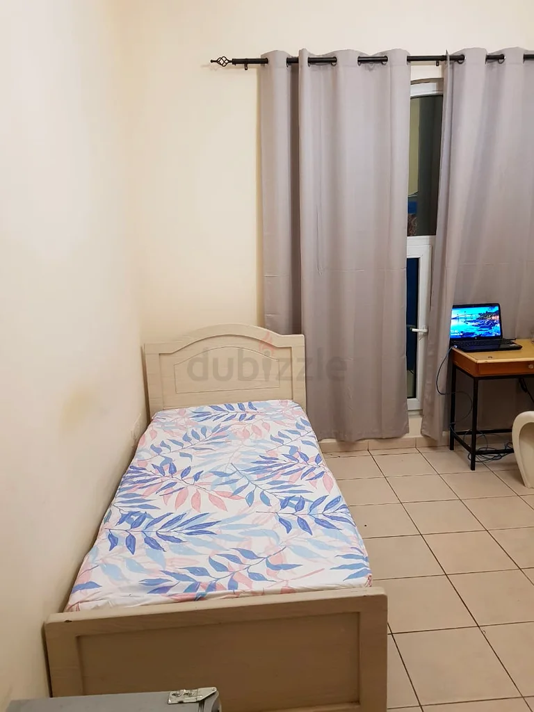 مساحة سرير متاحة للإيجار في البارشة - بالقرب من محطة مترو مشرق63219323081858112
