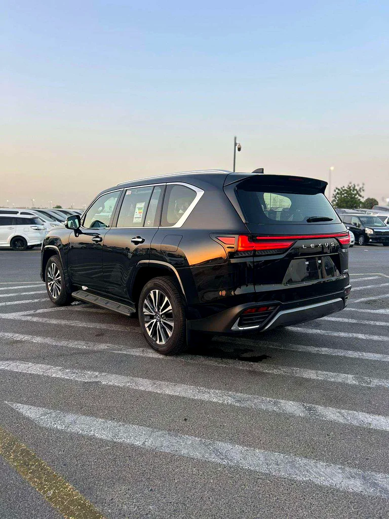 لكزس LX600 بريميام 2025 (7 مقاعد) 3.5 لتر V6 توربو مزدوج بنزين ناقل حركة أوتوماتيكي دفع كلي للعجلات للتصدير فقط63398635825539112