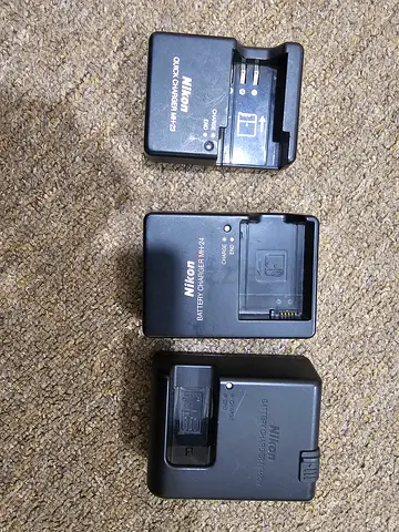 Nikon charger MH-25 MH-24 MH-23