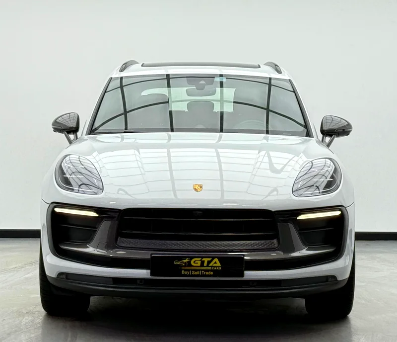 2024 Porsche Macan T, 2026 Porsche Warranty, Full Porsche Service History, Very Low Km, GCC63398652864513111