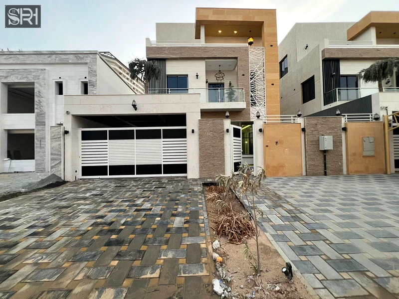 Modern Luxury Villa w/ Pool & Garden in Helio 263907479549698111