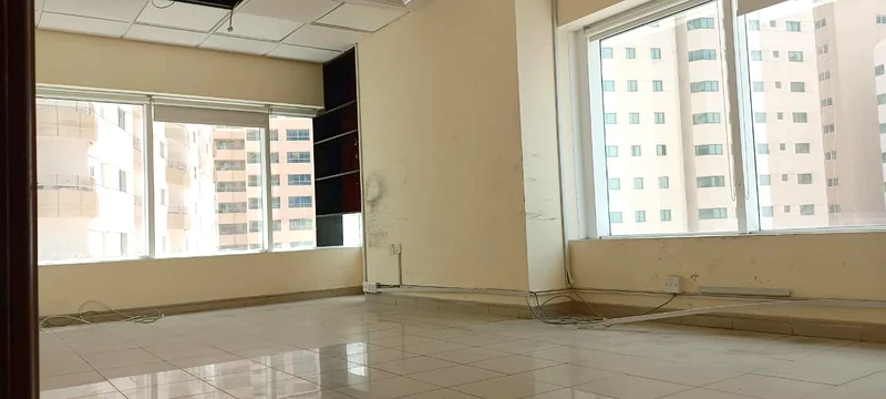 مكتب للإيجار، مباشرة من المالك، شهر واحد مجانًا، تكييف مجاني63402807316737113