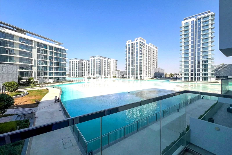 Fully Furnished | Lagoon Views | Investors Deal64006394260482110