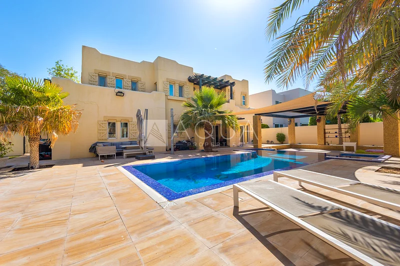 EXCLUSIVE | LARGE CORNER PLOT | MOTIVATED SELLER63919228401155112
