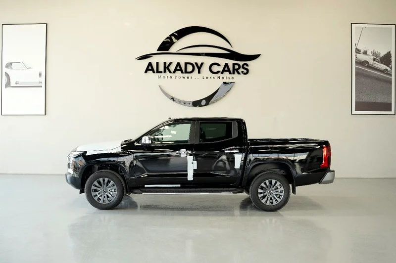 MITSUBISHI L200 SPORTERO 2.4L MODEL63231163837955111