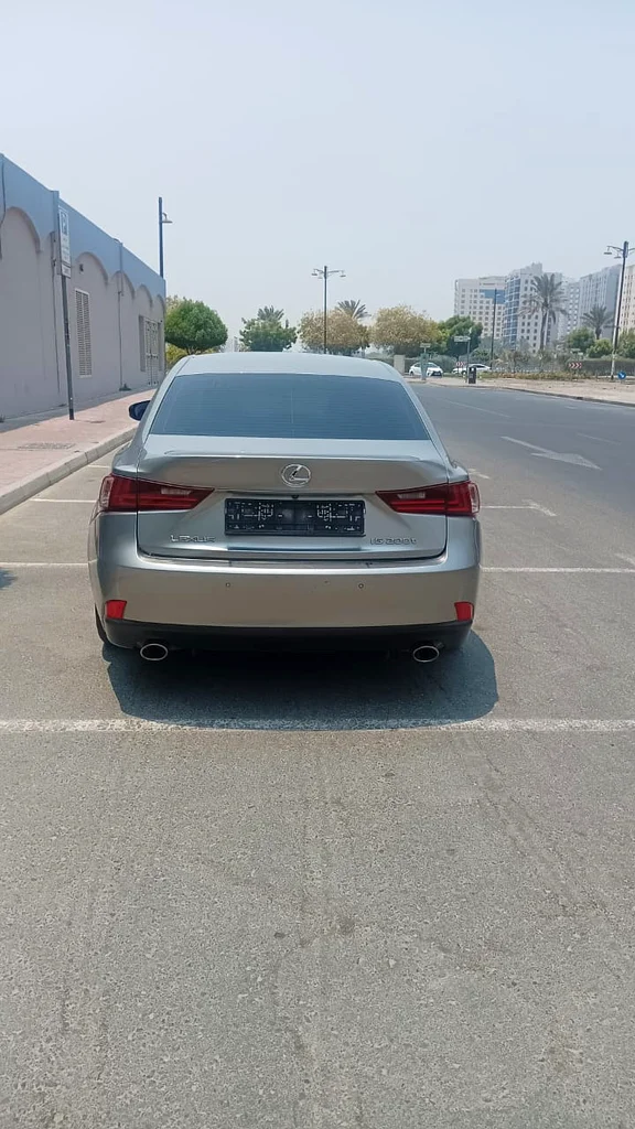 لكزس IS-200 T 2016 مواصفات دول مجلس التعاون الخليجي، قيادة سيدة63226744561283112