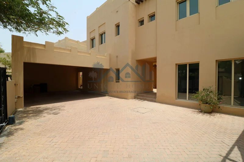 فيلا هاتان من نوع 5 غرف نوم في ميدوز 663726017297539111