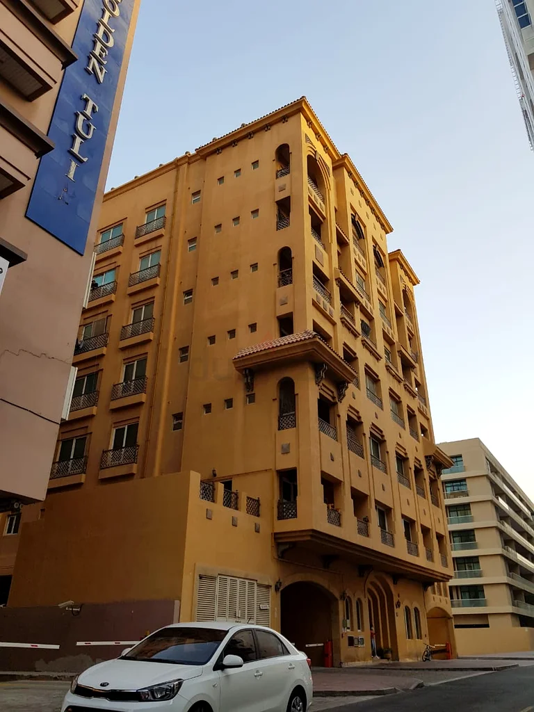 مساحة سرير متاحة للإيجار في البارشة - بالقرب من محطة مترو مشرق63219323081858111