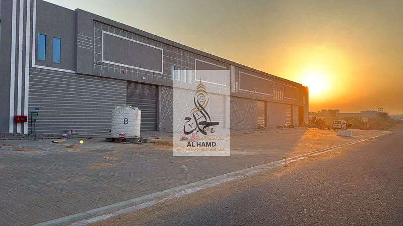 للإيجار مباشرة من المالك في أم القيوين، مصنع شيد في منطقة أم القيوين، بمساحة كبيرة 250063219812322434111