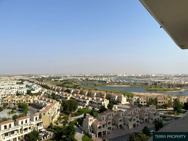 ستوديو للبيع - استثمار رائع - فارغ - متاح63860580281730112