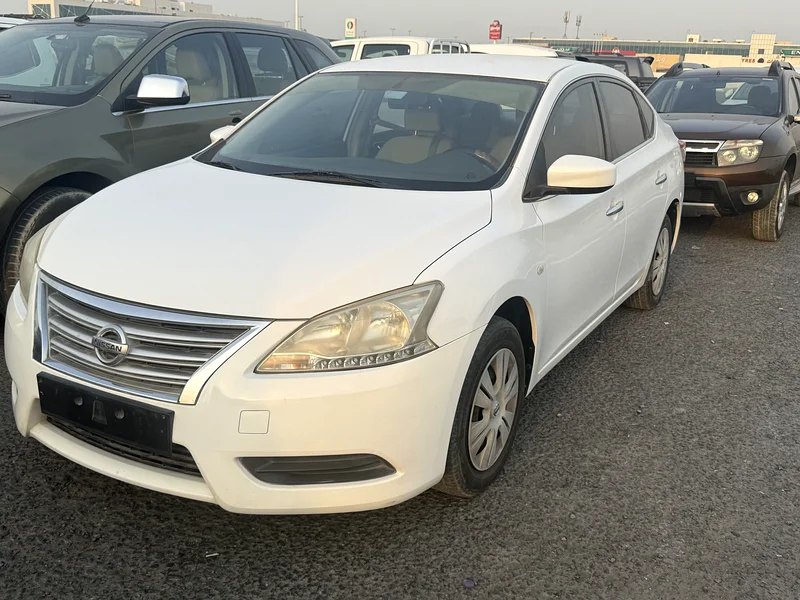 Nissan Sentra 2016 Gcc specs 1.6 cc good condition63421058401538111