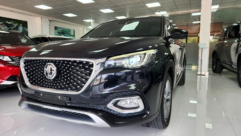 MG HS Trophy - Under Warranty | AED1,285/month | ZERO Down payment63398491829634112