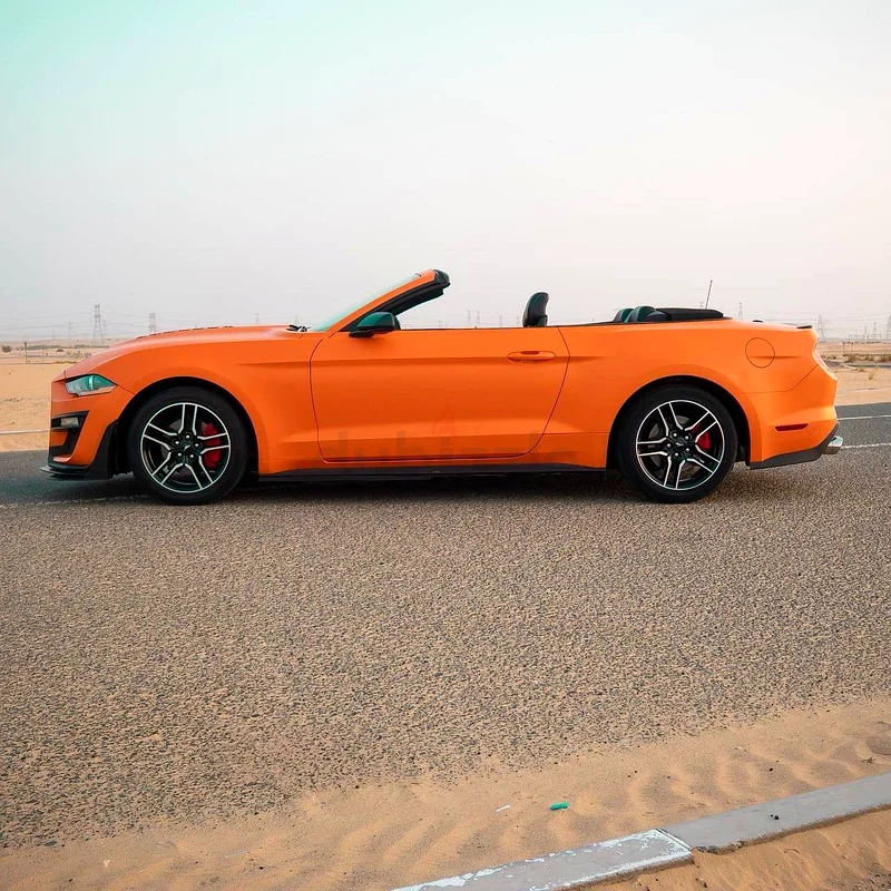 Ford Mustang Convertable, 2022.63407356976387114