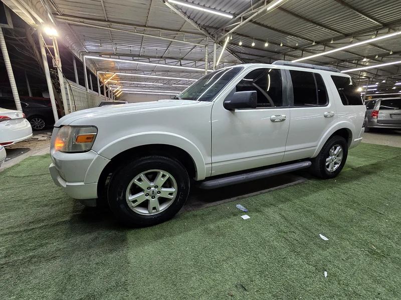 Ford Explorer, very clean63232142076547113