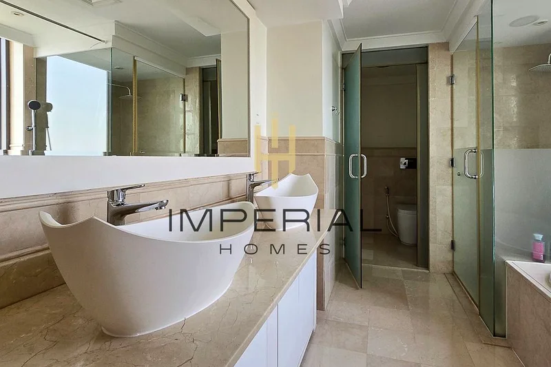 Duplex | Penthouse Upgraded | 5908sqft | @12.5m63937167437827113
