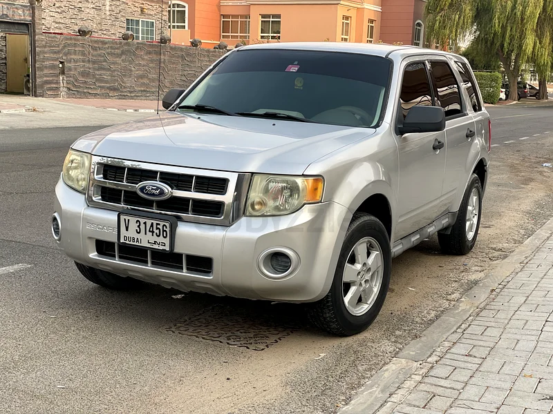 فورد ايسيب 2012 خليجي 178000 كم V4 // 2.4 لتر دفع كلي // 4*4 // مثبت سرعة حالة ممتازة63226745581441111