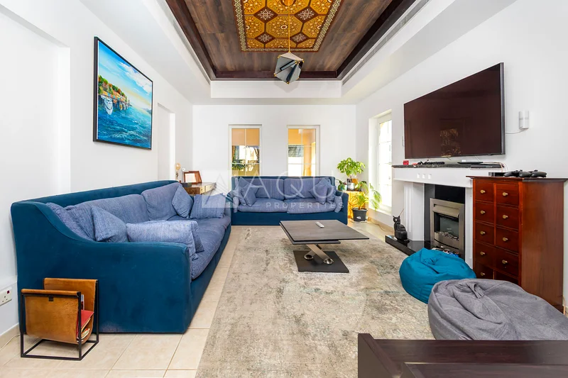 EXCLUSIVE | LARGE CORNER PLOT | MOTIVATED SELLER63919228401155114