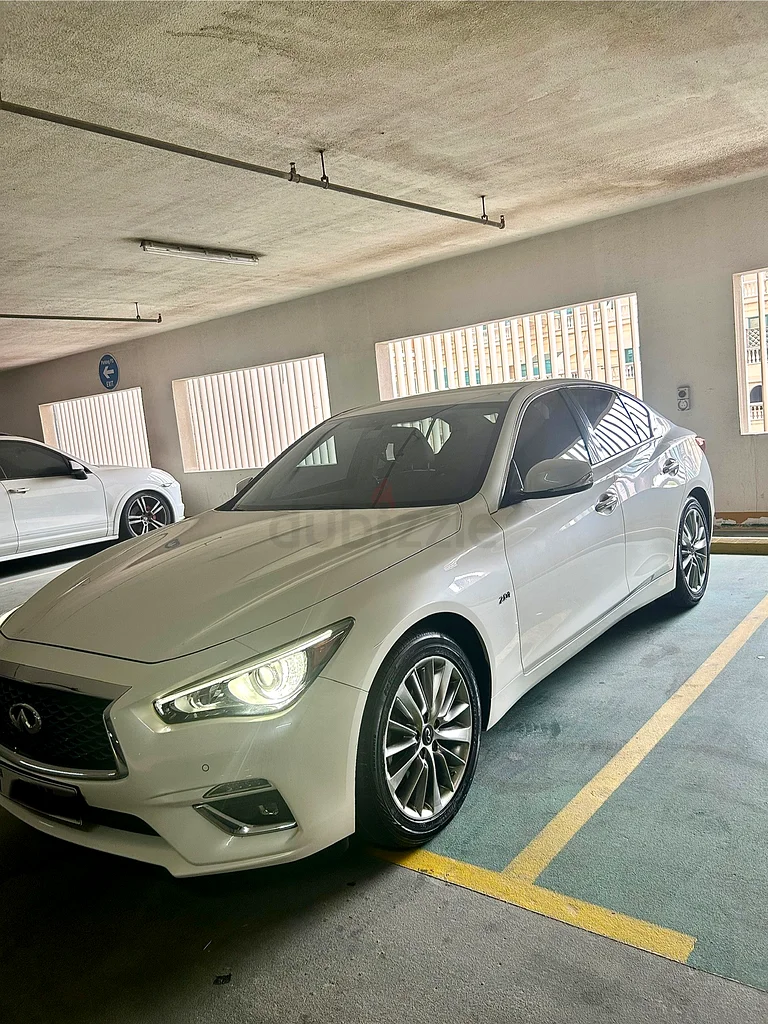 Infinity Q50 //2018// GCC, 2.0 t // perfect condition63154620695683111