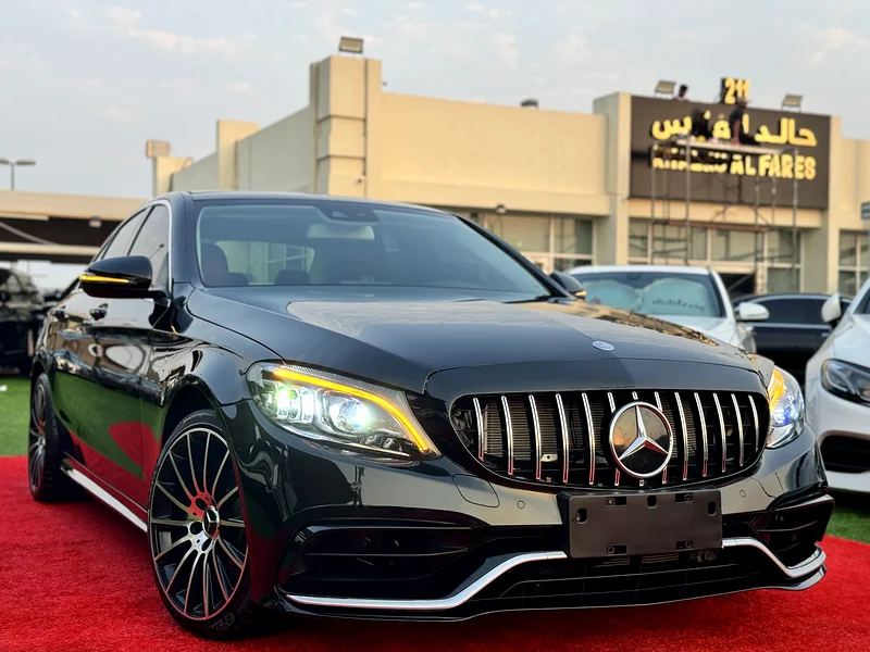 مرسيدس بنز C300 2016 تحديث 2020 بدي كيت 63 بحالة الوكالة وسعر عرض ممتاز.63229282547585111