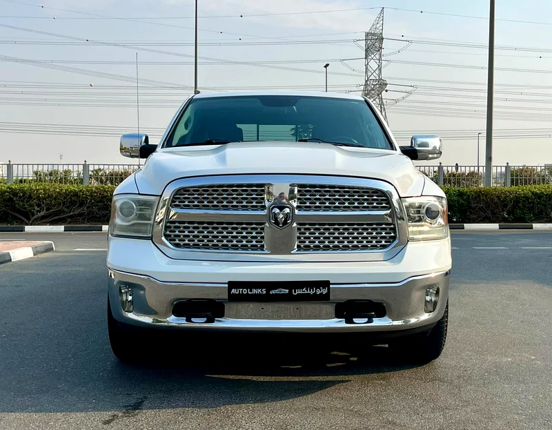Dodge Ram Laramie Gcc, full options, no paint or accident history63398534367490111