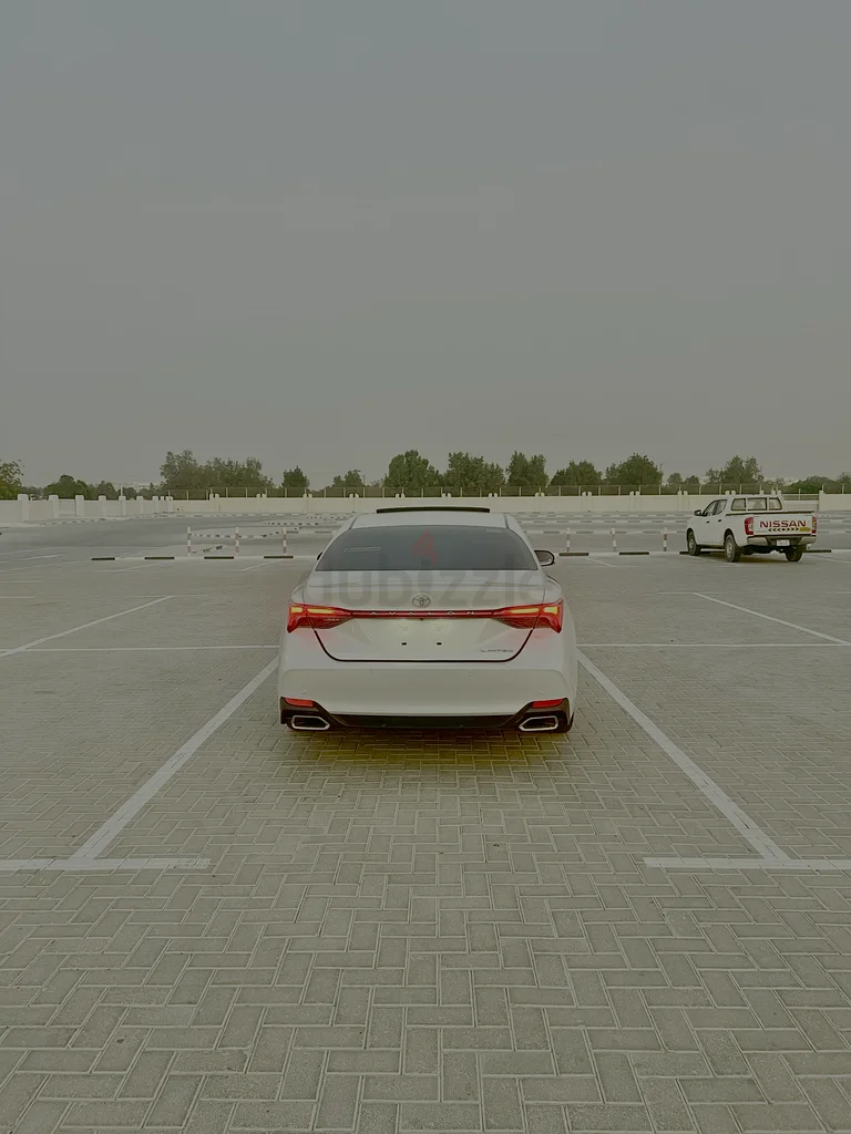 Toyota Avalon 202263402408812674113