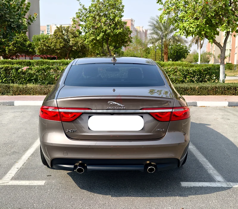 FULL SERVICE HISTORY AT AGENCY //GCC SPECS 2016 JAGUAR XF R LINE FULL OPTION// NO ACCIDENTS HISTORY63222312168321114