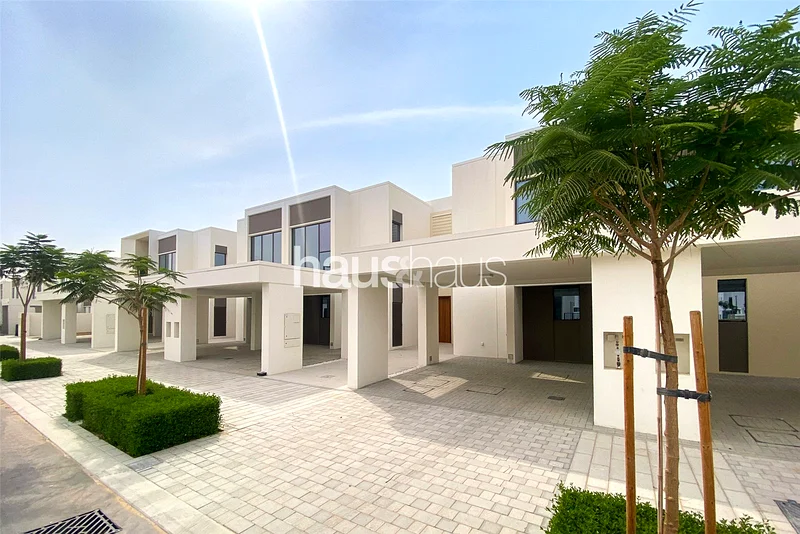 Mortgage | Brand New | Single Row | Close to Park63947675118466110