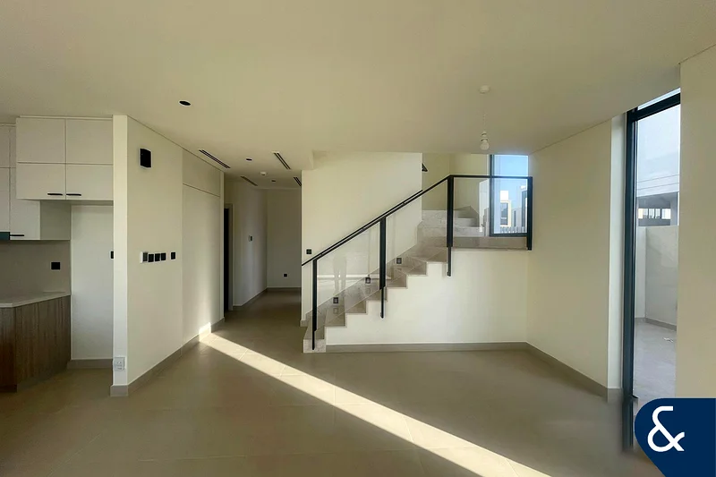 3 Bedroom | Best location | Community Expert64043126158466113