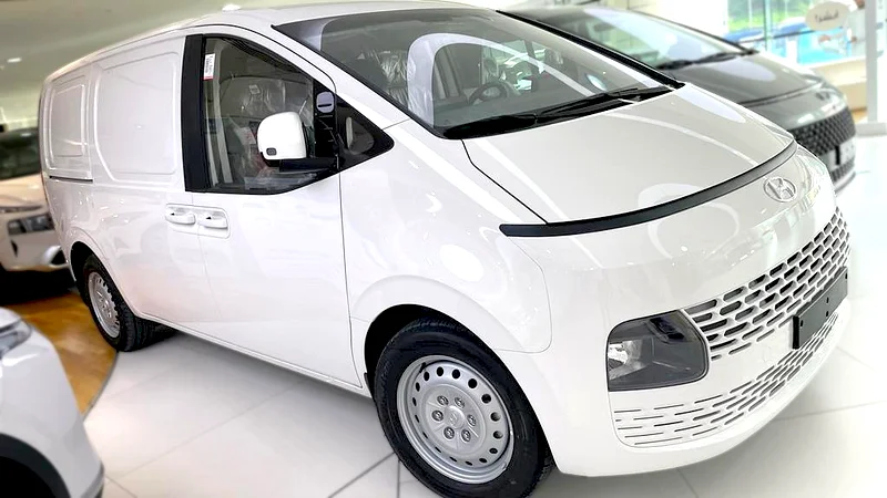 HYUNDAI STARIA 3.5L 3 STR VAN PETROL AUTOMATIC63406898281985111