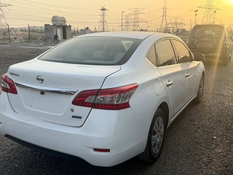 Nissan Sentra 2016 Gcc specs 1.6 cc good condition63421058401538113