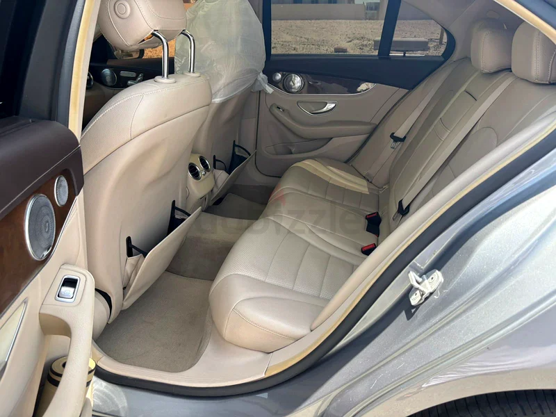 2015 Mercedes C30063399937514882113