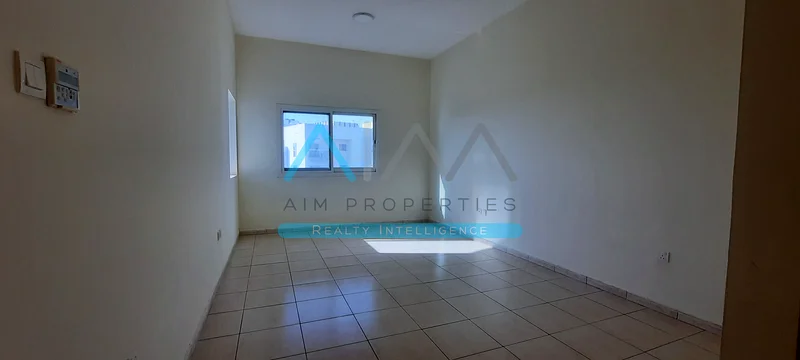 Vacant | Extra Large 1BR with Balcony | Just 600k63978598097411114