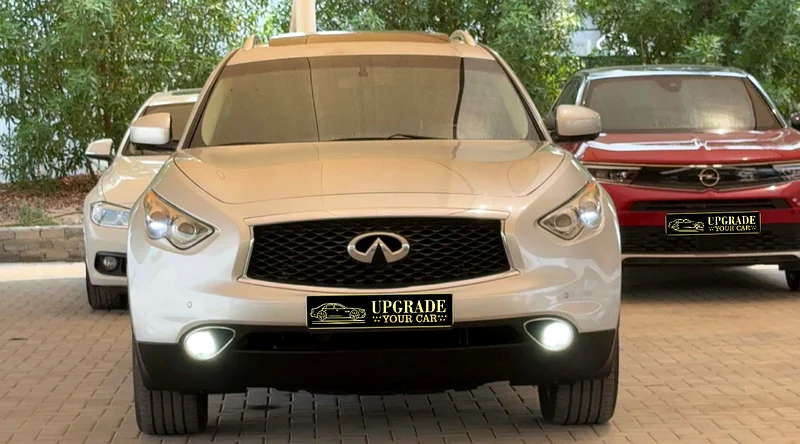 شبه جديد، إنفيني QX70 سبورت فاخرة بلس من الفئة العليا، مواصفات خليجية، سجل صيانة كامل، مالك أول63398553265409113
