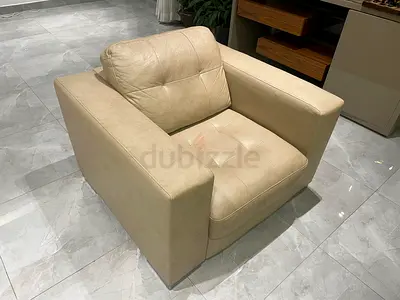 Original Leather Natuzzi Stylish Cream Leather Armchair for Sale