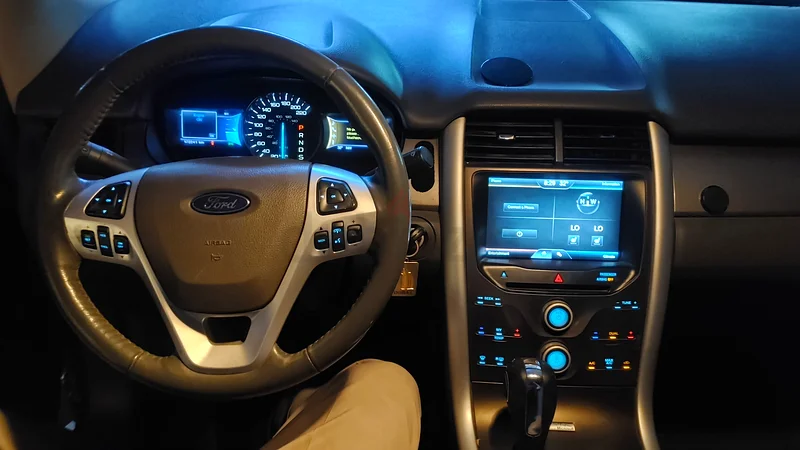 2013 LOW KM FORD EDGE SEL GCC SUPER CLEAN RTA PASSED WELL MAINTAINED IN EXCELLENT CONDITION633998928692501110