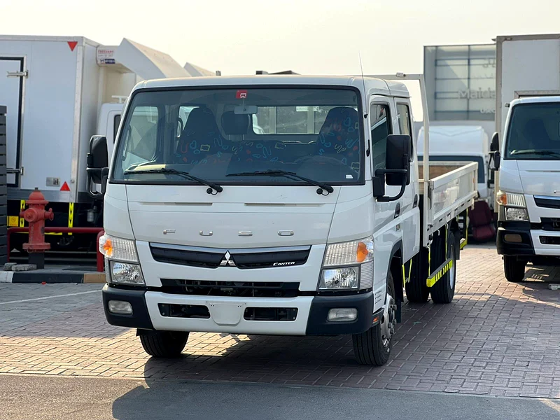 2022 I Mitsubishi Canter I D/C I Ref#80163223819457281112